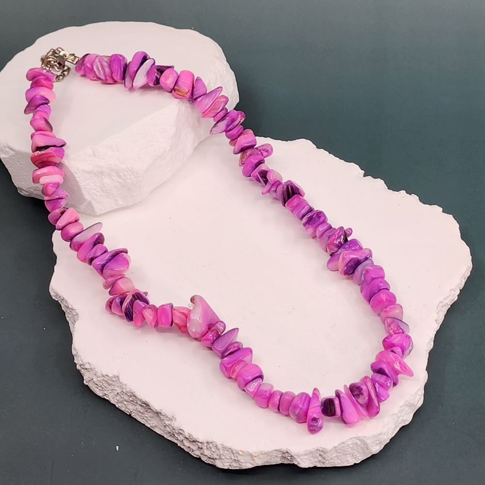 Pink Purple Dyed Shell Chip Bead Necklace Mother of Pearl Boho Statement Jewelry